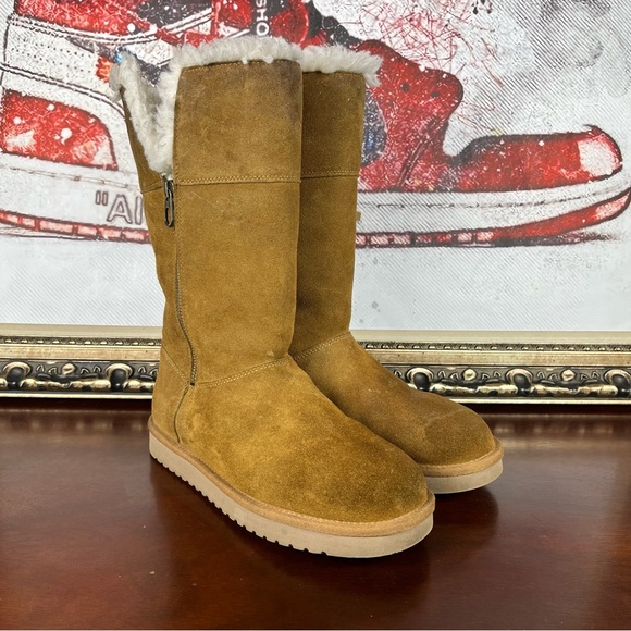 Koolaburra Women's Aribel Tall Suede Shearling Boot Size 7 Faux Fur Chesnut - Picture 1 of 11